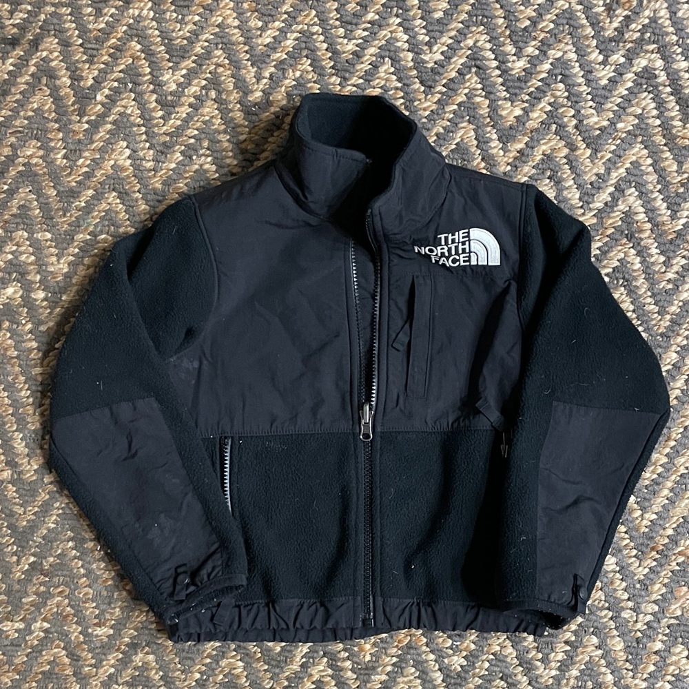 The North Face Girls Black Performance Jacket